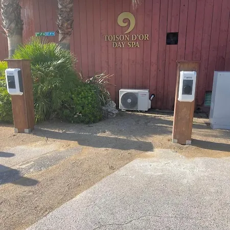 Campingplatz Bungalow Toison D'or Tropez *